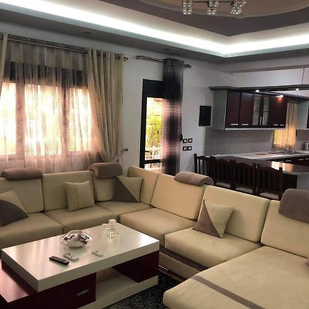 The Olive View Apartment By Ceni, Елбасан Екстериор снимка