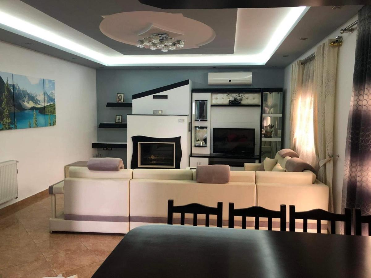 The Olive View Apartment By Ceni, Елбасан Екстериор снимка