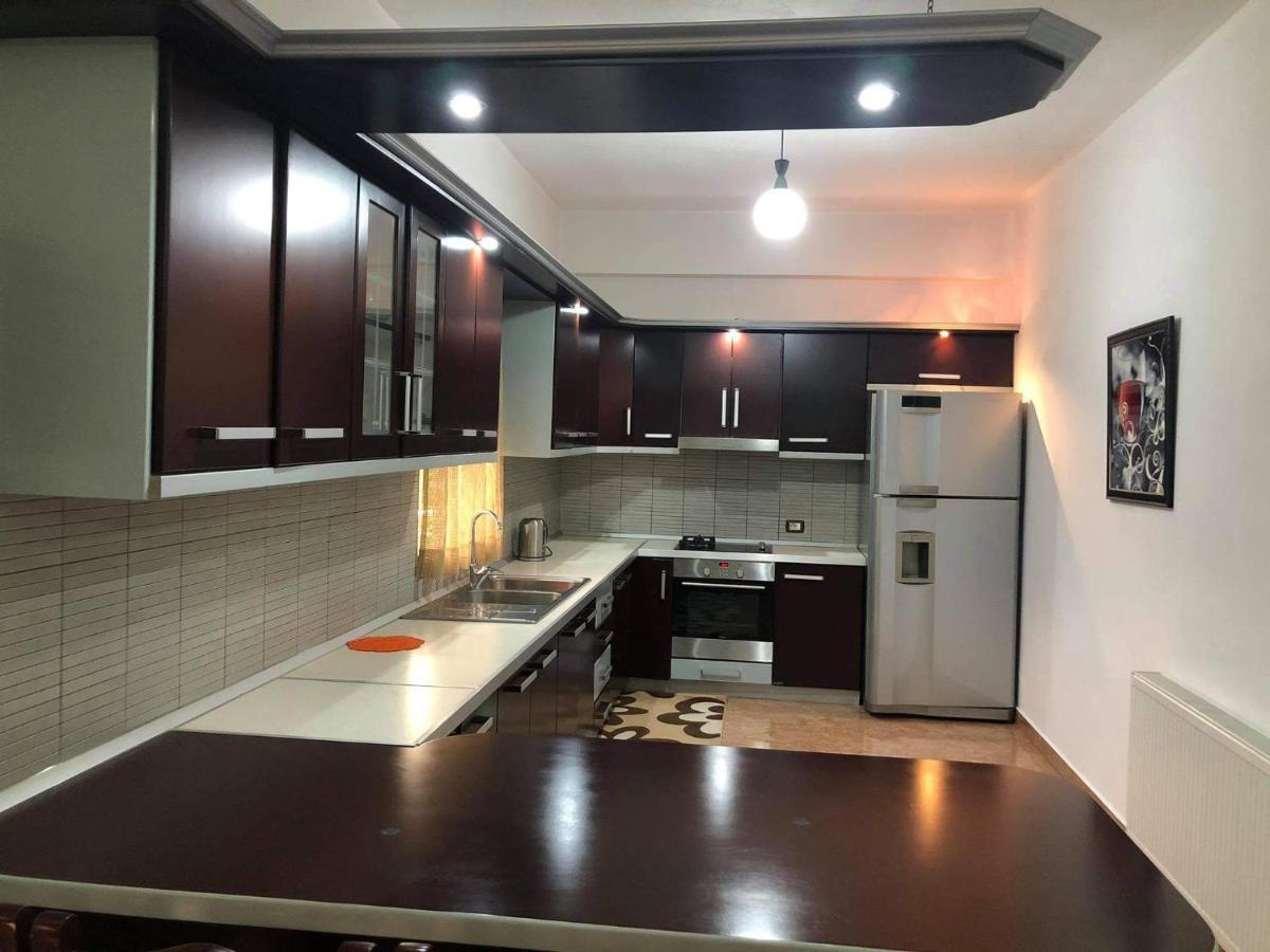 The Olive View Apartment By Ceni, Елбасан Екстериор снимка